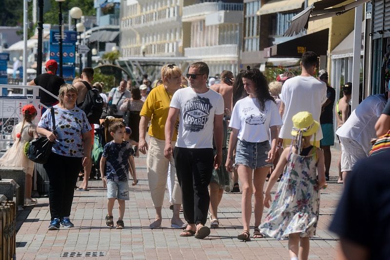 Краснодарский край начинает прием туристов только с отрицательным ПЦР-тестом или переболевших коронавирусом