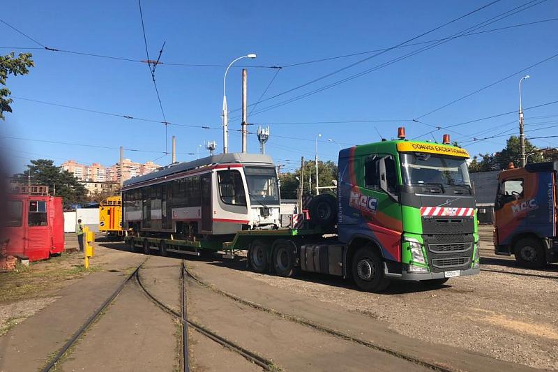 Ещё два новых трамвая прибыли в Краснодар