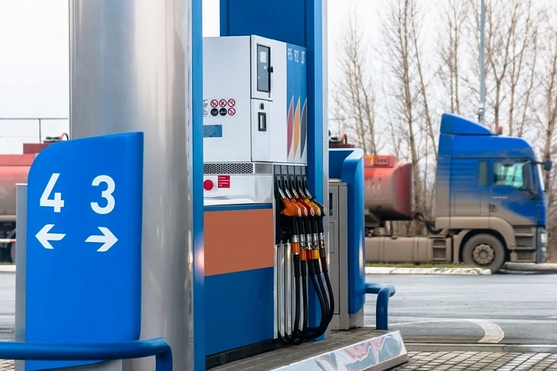Проблем с топливом нет: все автозаправочные станции Краснодара работают в штатном режиме