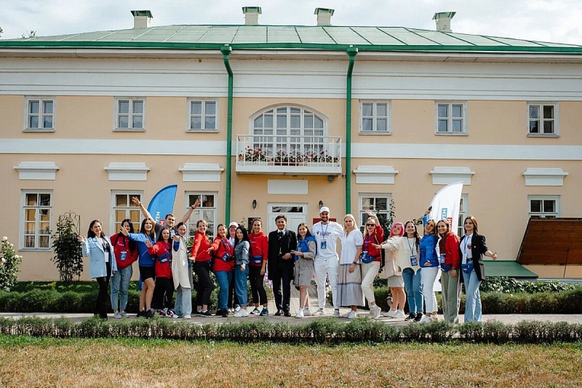 Молодые сочинские парламентарии участвуют в блог-туре «История Победы в Курской области»