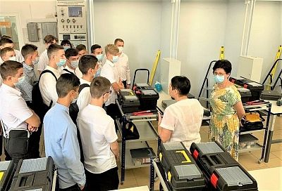 В трех техникумах Краснодарского края открылись новые мастерские