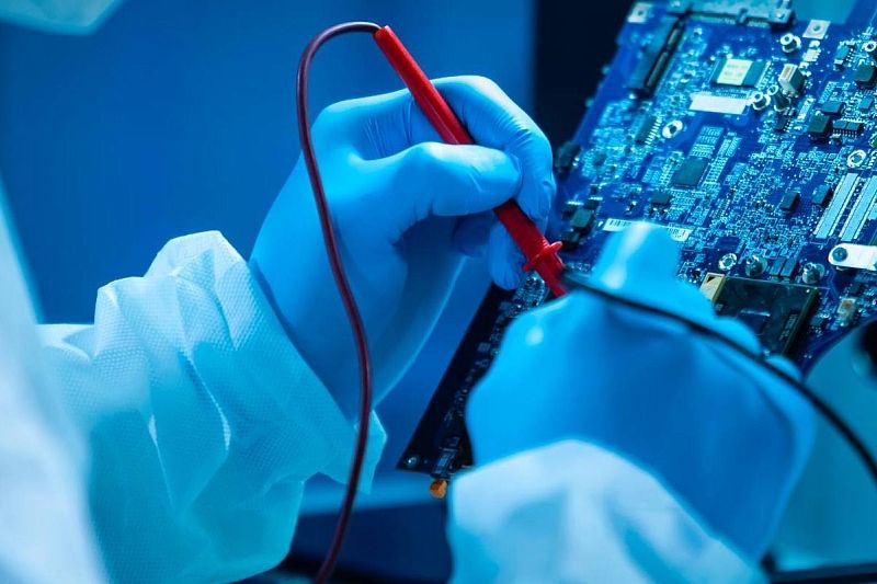 В России продолжат разработку собственного современного оборудования для производства микроэлектроники
