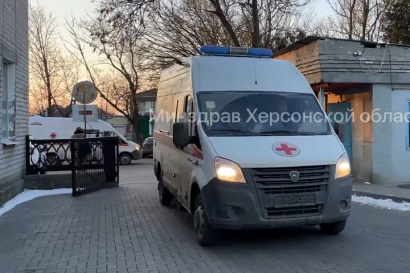 Две машины скорой медпомощи передали предприниматели из Краснодара в Новую Каховку