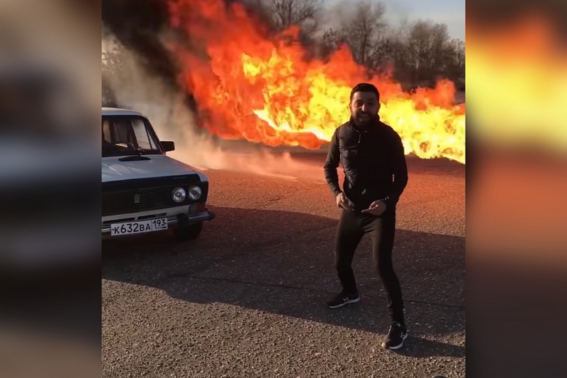 Краснодарский автомеханик выяснил, выдержит ли легковушка испытание машиной-огнеметом