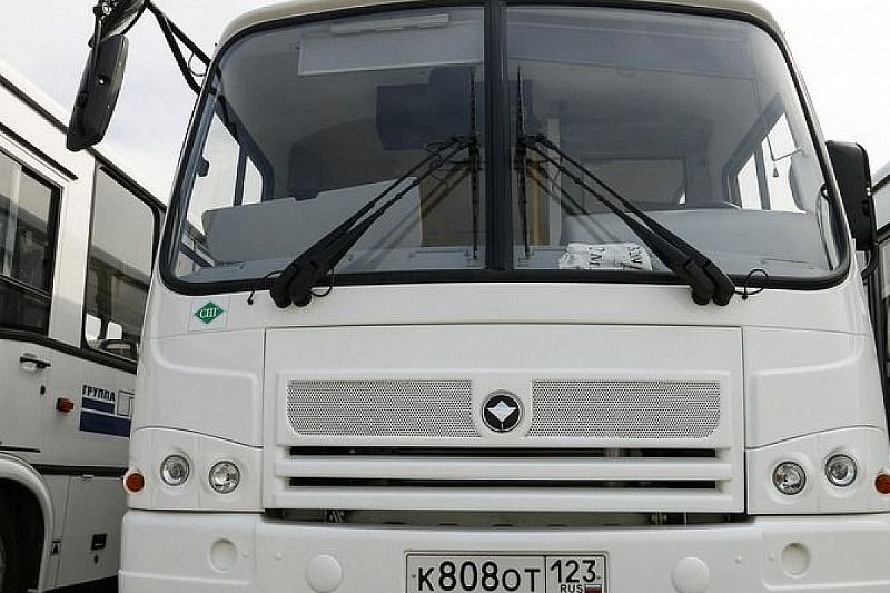 В Краснодаре уволили водителя маршрутки, угрожавшего пассажиру куском трубы