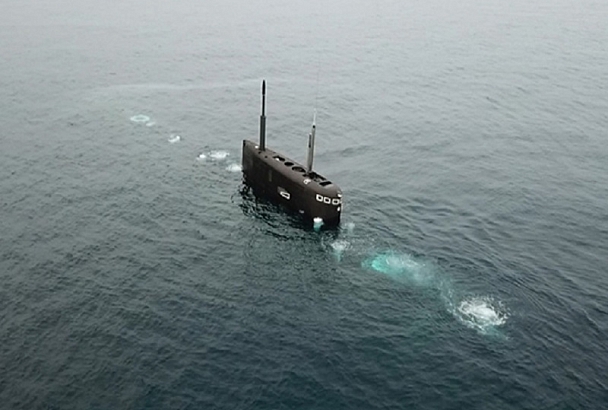 Подводная лодка «Новороссийск» отработала погружение на глубину более 240 метров