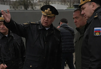 Дмитрий Медведев обсудил в Новороссийске защиту Черноморского побережья