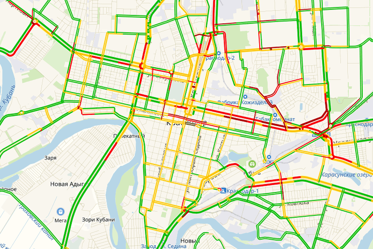 В Краснодаре начались предпраздничные пробки