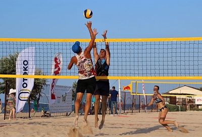Команды из Новороссийска и Анапы победили на турнире по пляжному волейболу Energy Volley