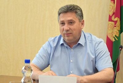 Глава Апшеронского района Олег Цыпкин досрочно ушел в отставку