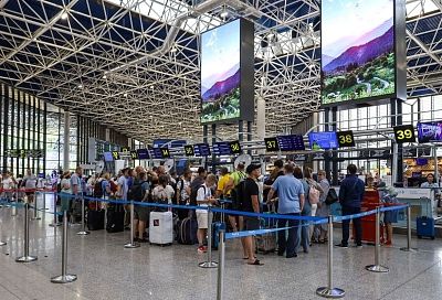 Более 110 рейсов задерживаются в аэропортах Краснодара и Сочи