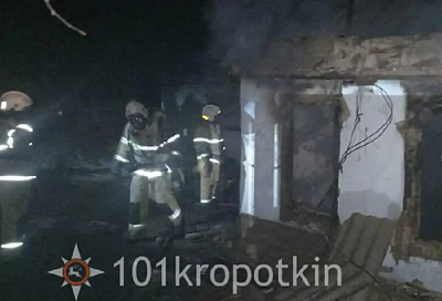 Тело погибшего мужчины обнаружили при пожаре в станице Кавказской