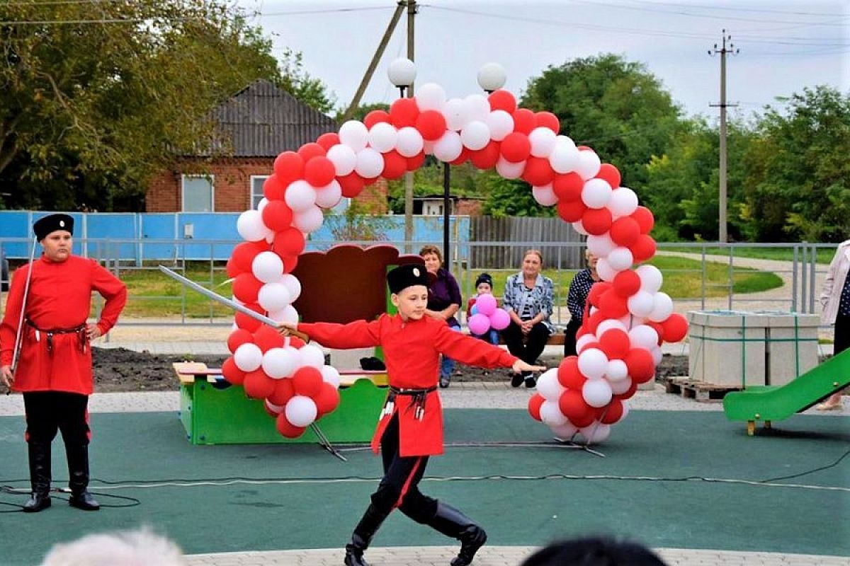 Новый сквер открыли в Курганинском районе 