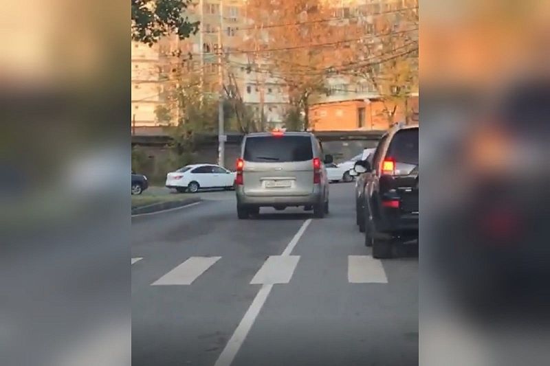 В Краснодаре полицейские нашли автохама на Hyundai, устроившего езду по встречке