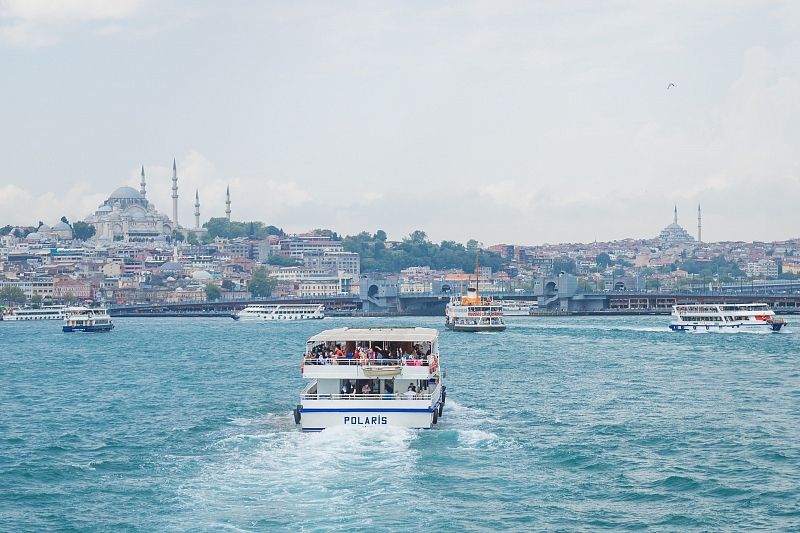 Турция продлила требование для туристов об обязательном тесте на COVID-19