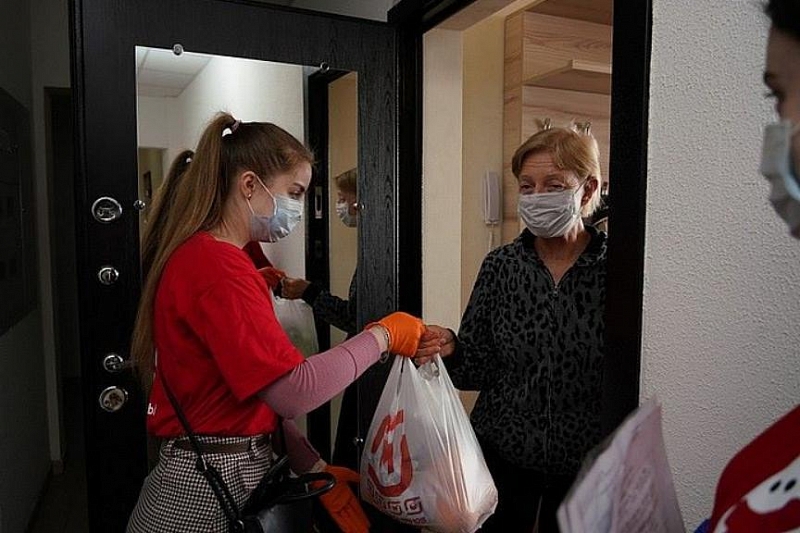 В Краснодарском крае соцработники за время действия карантина оказали помощь более чем 72 тысячам нуждающихся 