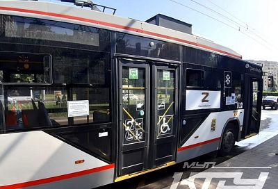 Не смог оплатить проезд: в полиции рассказали подробности дебоша в краснодарском троллейбусе
