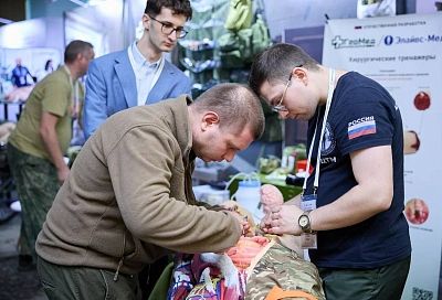 Врачи Первой Краснодарской краевой больницы приняли участие в международном форуме по военно-полевой хирургии