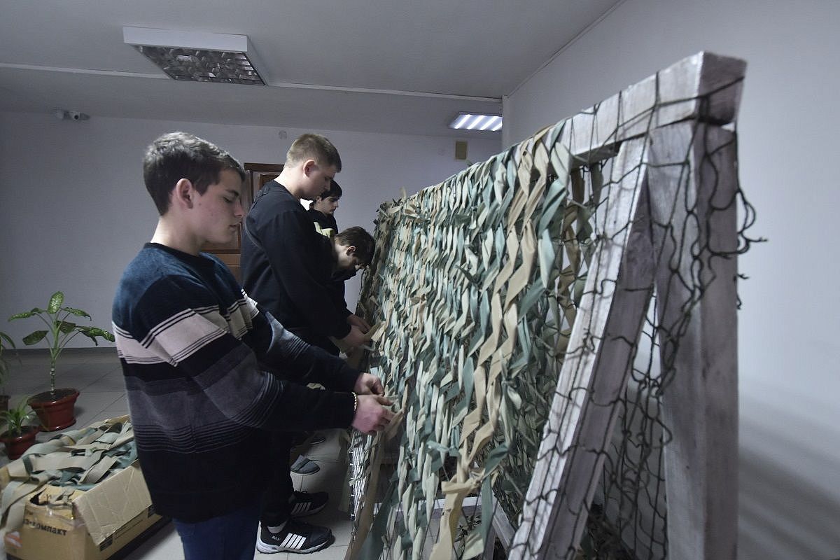 «На передовую, Пушкину»: как волонтеры из Кореновска помогают бойцам СВО и делают свой город лучше