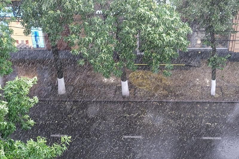 В Краснодаре 25 июля ожидается ливень с грозой и градом