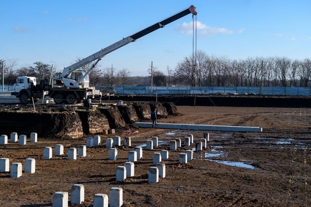 В краснодарском поселке Плодородном началось строительство школы и детсада