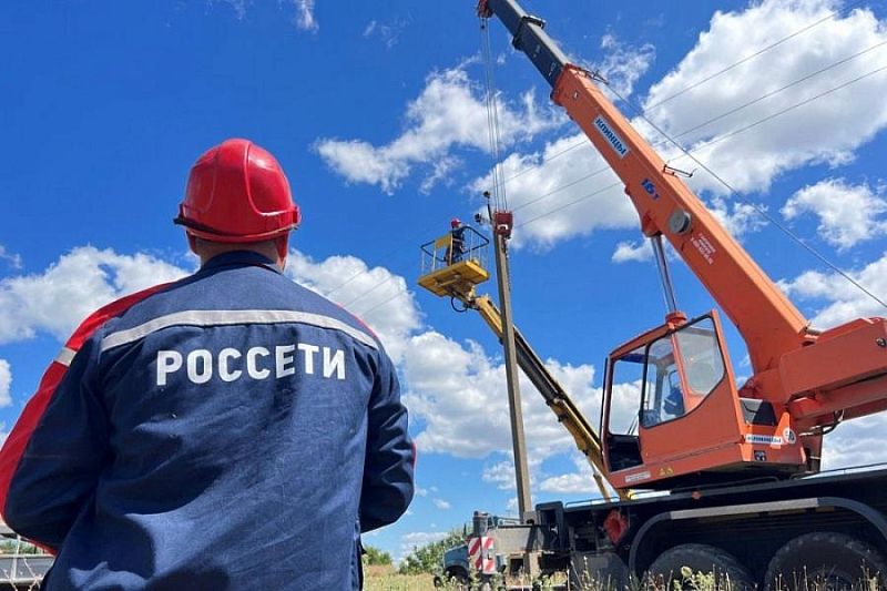 Энергетики отремонтировали почти 500 километров электросетей в пяти районах Краснодарского края