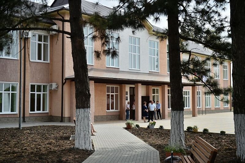 В Краснодарском крае прием заявлений для участия в программе «Земский учитель» продлен до 25 мая