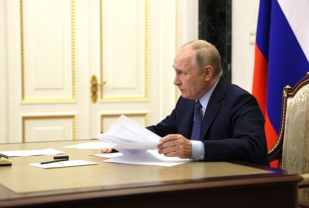Путин заявил о причастности западных спецслужб к событиям в Махачкале