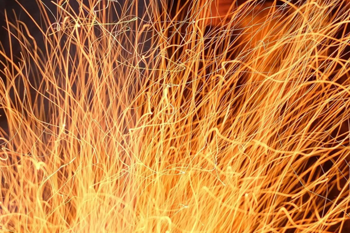 Минобороны РФ сообщило об ударах по объектам энергетики, обеспечивавшим работу предприятий ВПК Украины