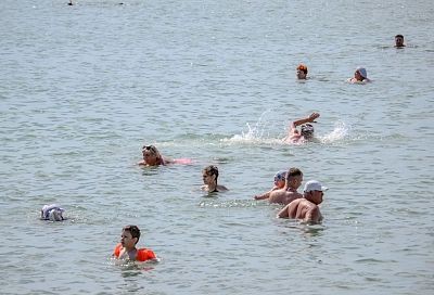Черное море на курортах Краснодарского края возобновило прогрев
