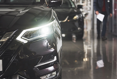 Импорт легковых автомобилей в Россию в феврале подскочил на треть