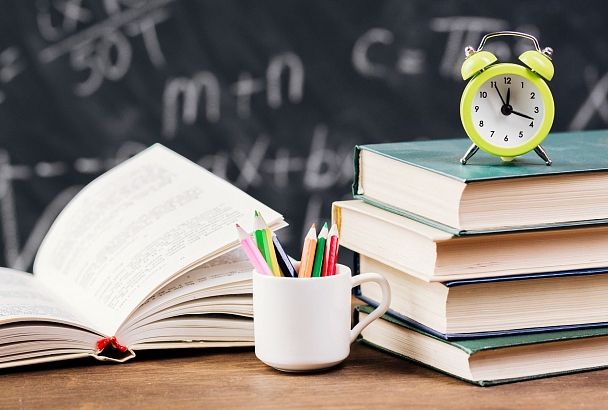 С 2027 года в России вводится единый стандарт обучения для 10–11 классов