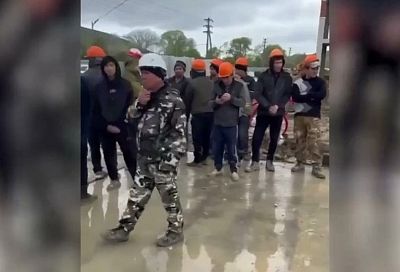Нелегальных мигрантов выявили на стройке в пригороде Анапы