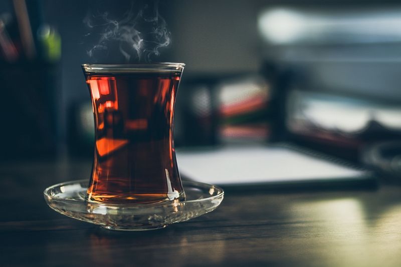 От депрессии и для здоровья сердца: полезные свойства чая с шафраном