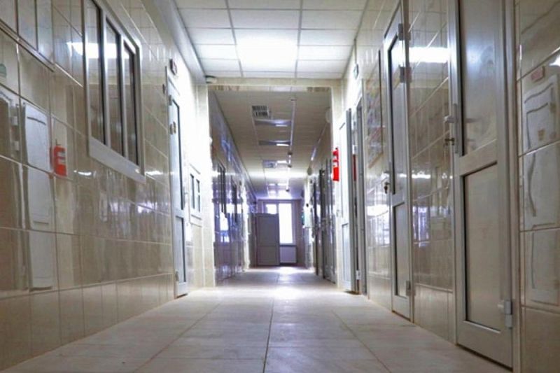 Капитальный ремонт инфекционного отделения завершили в Кореновской ЦРБ