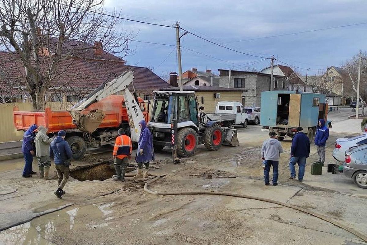 На курорте из-за аварии на водопроводе 20 домов остались без воды