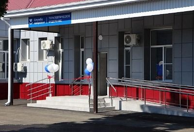 В больнице Калининского района после капремонта открыли терапевтическое отделение