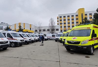 Медицинские учреждения Кубани получили 48 новых автомобилей
