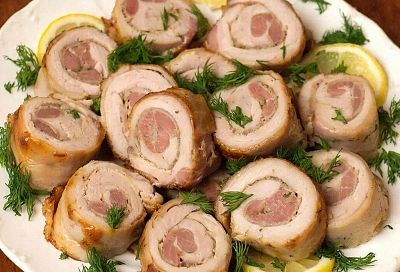 Чтобы приготовить мясные рулетики беру всего 4 ингредиента. Рецепт семейный, проверенный годами