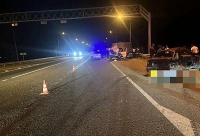 Машины разворотило: два человека не выжили в ДТП с легковушкой и «Газелью» на Кубани