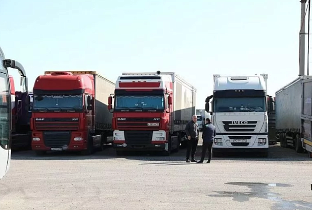 В очереди на Керченскую переправу со стороны Краснодарского края ожидают 26 грузовиков