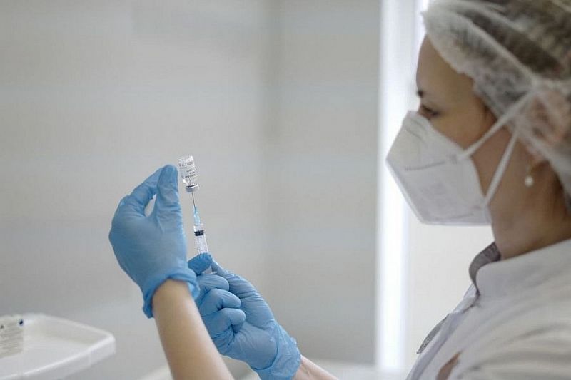 Более 57 тысяч жителей Краснодарского края прошли ревакцинацию от коронавируса