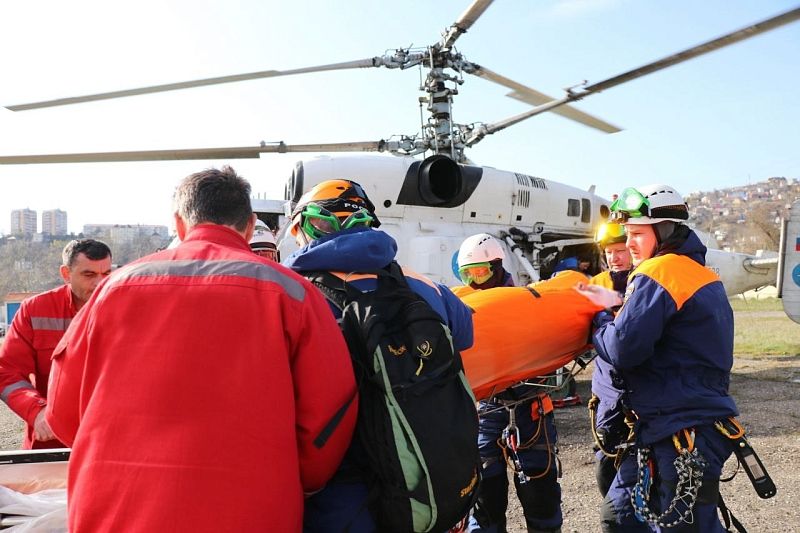 В горах Сочи турист получил травмы во время полета на аттракционе