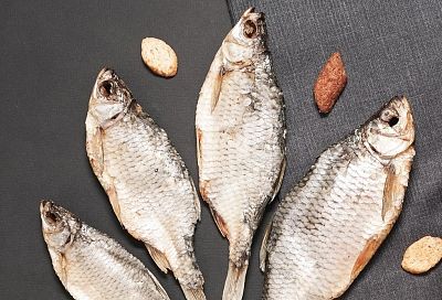 Идеальная вяленая рыба к пиву: секретный рецепт засолки с сахаром и специями