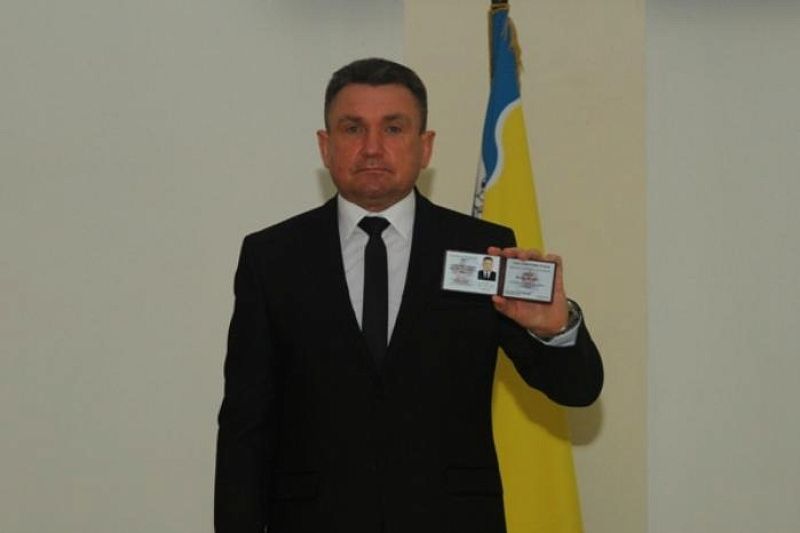 Глава Ейского района Виктор Ляхов официально вступил в должность