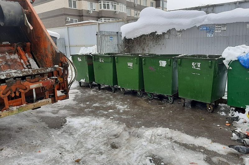 В Краснодаре очистили от мусора более 14,5 тыс. контейнерных площадок