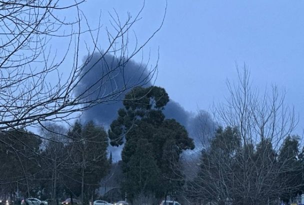 Жители Сочи сообщили о пожаре в аэропорту. Что случилось