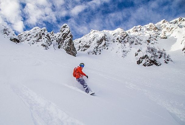 На двух сочинских горнолыжных курортах закрывается зимний сезон