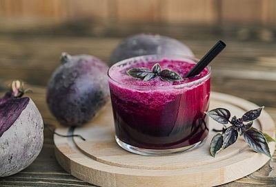 Полоскаю горло свекольным соком так - и облегчаю боль за 1 день без химии