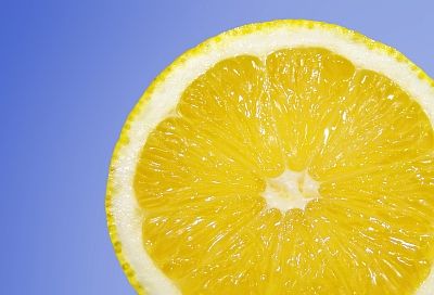 Едим лимоны каждый день: вы сильно удивитесь, какая будет польза!